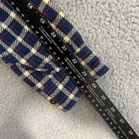 VTG Eddie Bauer shacket Men L Navy Plaid Outdoor Heavy Button Front Flannel - Picture 9 of 9